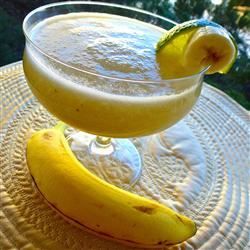 Fresh Banana Daiquiri Rum Daiquiri, Doubles Recipe, Banana Daquiri, Banana Cocktail, Banana Daiquiri, Frozen Daiquiri, Banana Rum, Infused Waters, Daiquiri Recipe