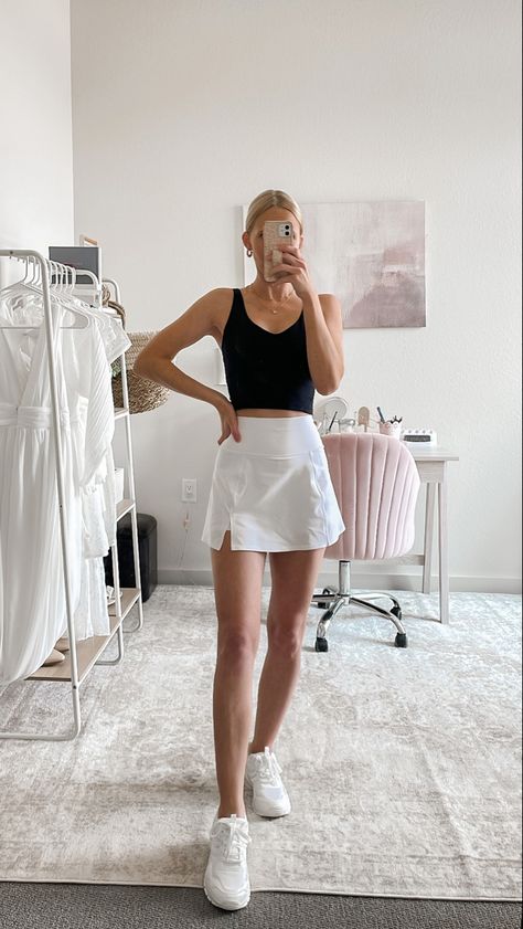 How to style a white tennis skirt for Summer! Sharing white tennis skirt outfit ideas that are perfect for playing tennis or pickleball, running errands, or walking your dog! White Skirt Outfit Athletic, White Golf Skirt Outfit, White Skort Outfit Ideas, Summer Outfits Active, White Athletic Skirt Outfit, White Tennis Skirt Outfit Ideas, Black Tennis Dress Outfit, Sports Skirt Outfit, Tennis Skort Outfit