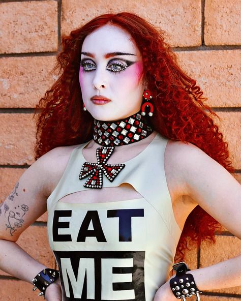 chappell roan backstage at coachella 2024 weekend one. photographed by josalynandromeda on ig.  april 12th, 2024 Eyeliner Editorial, Donni Davy, Clown Party, Pride Makeup, Chappell Roan, Goth Makeup, Event Outfit, Got To Be, Female Singers