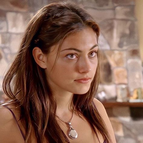 H2o Just Add Water Hairstyles, H2o Hairstyles, H20 Aesthetic, Phoebe Tonkin H2o, Rikki H2o, No Ordinary Girl, H2o Mermaids, Story Love, Mako Mermaids