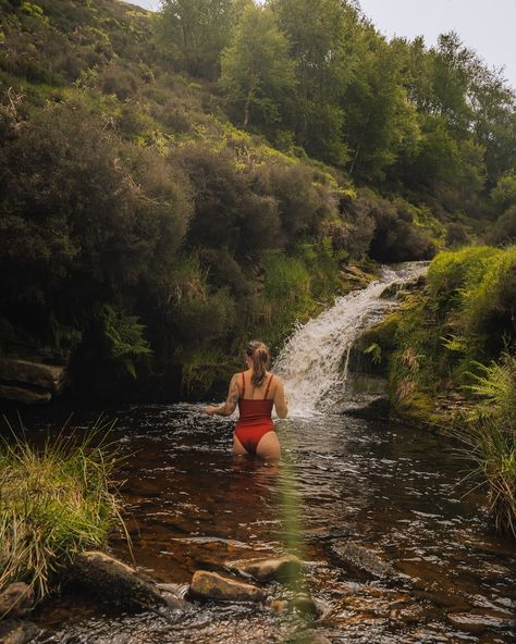 while out hiking in the peak district last weekend, we came across possibly the most magical wild swimming spot that looked like something from a fairy tale 🧚🤍 i haven’t done much wild swimming in the uk (because let’s be fair it’s freezing) but it’s definitely something i want to try and do more of this year 🫶🏼 the pictures look so calm because you can’t see that actually i’m screaming at how cold it is 😂 you can tell i only dipped in because only half my swimming costumes wet and i’ve got... Swimming Costumes, Wild Swimming, Peak District, Swimming Costume, A Fairy Tale, The Peak, Weekend Trips, Fairy Tale, About Uk