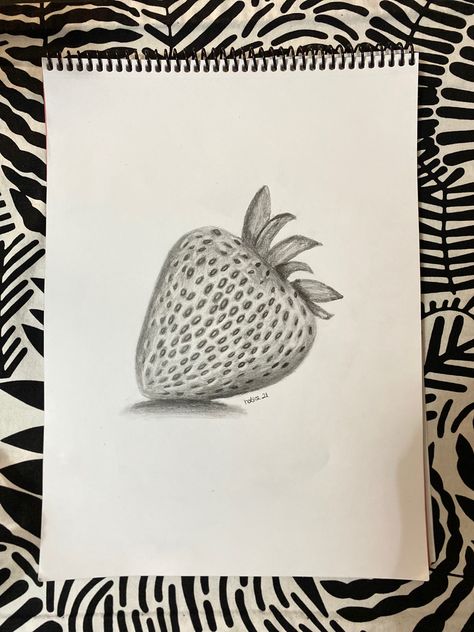 Strawberry Sketch Pencil, Strawberry Sketch, Art Club Projects, Strawberry Drawing, Hyperrealistic Art, Strawberry Art, Realistic Sketch, Fruits Drawing, Sketches Simple