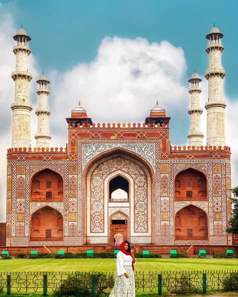 Akbar’s Tomb, Agra, India Akbars Tomb, Agra Fort, Adventure Life, Medieval Architecture, The Taj Mahal, Architecture Design Sketch, Agra India, Montezuma, Sapphire Rings