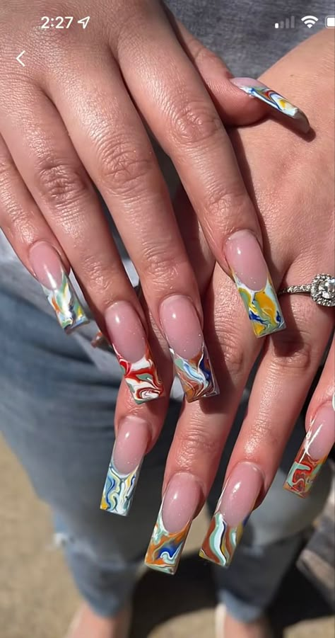 Mariah The Scientist Inspired Nails, Short Acrylic Nails Summer 2023, Mariah The Scientist Nails, Summer Nails For Black Women, French Tip With 90s Design, 90s Inspired Nails Acrylic Black Women, Spring Nails Black Women, 2000s Nails Acrylic Black Women, 90s Nails Acrylic Curved