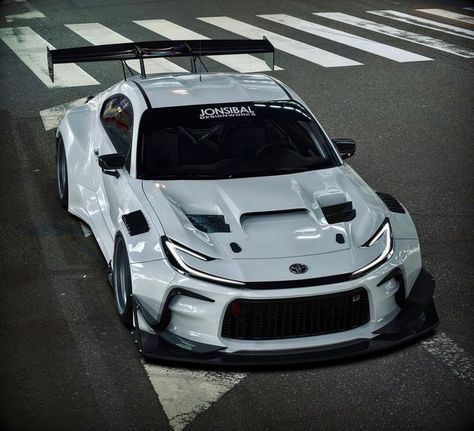 Corolla Toyota, Wallpaper Luxury, New Luxury Cars, Toyota Gt86, Dream Cars Jeep, Street Racing Cars, Classy Cars, Pretty Cars, Tuner Cars