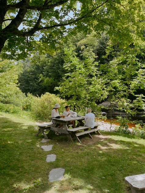 Picnic table vibes Picnic Table Aesthetic, Park Picnic Table, 2024 Board, Fairy Tea Parties, Garden Picnic, Picnic Bench, Lake Living, Public Park, New Earth