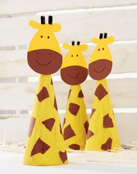 Giraffe Crafts for Kids - Animalistic Art - Kids Art & Craft Giraffe Crafts For Kids, Giraffe Crafts, Aktiviti Kanak-kanak, Giraffe Art, Animal Crafts For Kids, Paper Roll Crafts, Seni Origami, Paper Towel Roll Crafts, Crafts Paper