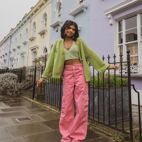 Plant Inspired Outfits, Pastel Cardigan Outfit, Pink And Green Outfit, Colorful Outfits Aesthetic, Master Board, Pastel Outfit, Aesthetic Fits, Trendy Summer Outfits, Cardigan Outfits