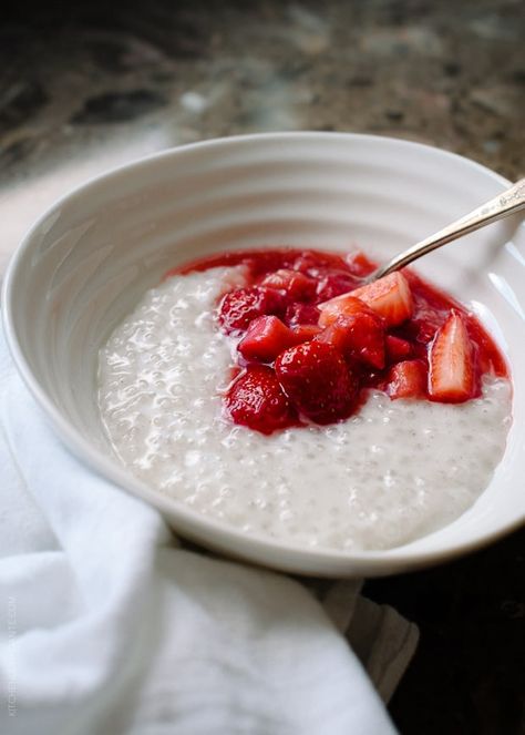 Coconut Tapioca Pudding, Rhubarb Curd, Coconut Tapioca, Summertime Desserts, Refrigerator Oatmeal, Strawberry Rhubarb Compote, Creme Brulee Desserts, Rhubarb Compote, Compote Recipe