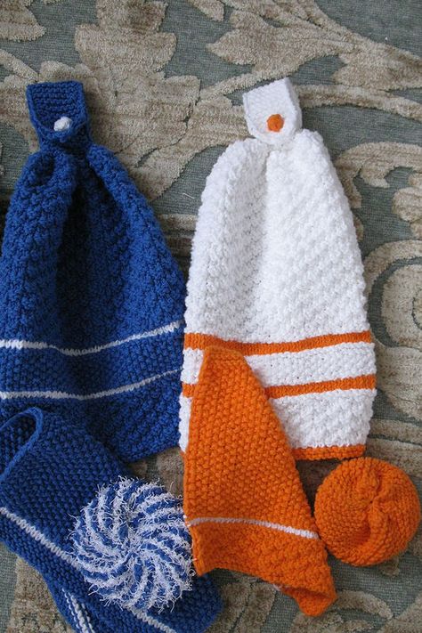 Knitwit549's Knitted Hanging Dish Towel | Page 2 | Knitting and Crochet Forum Knit Dish Cloth Pattern, Knit Kitchen Towel Pattern, Kitchen Towel Pattern, Hanging Dish Towel, Knitted Dishcloths, Crochet Dish Towels, Dishcloth Knitting Patterns, Knit Dishcloth, Towel Pattern