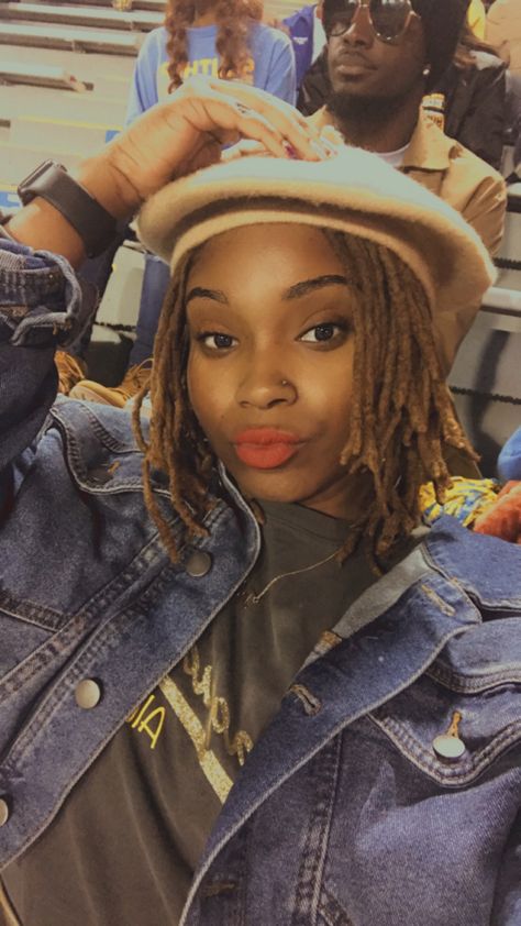 Beret With Locs, Fedora Hat Outfit Black Women With Locs, Fedora Hat With Braids, Braids And Hats Black Women, Hats With Locs, How To Wear A Beret Hat With Braids, Locs And Hats, Locs In Hats, How To Style A Beret