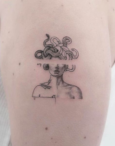 Greek Tattoos Statue, Pretty Medusa Tattoo Design For Women, Shoulder Tattoo Medusa, Basic Medusa Tattoo, Small Fine Line Medusa Tattoo, Medusa Tattoo Statue, Single Line Medusa Tattoo, Modern Medusa Tattoo, Roman Statues Tattoos