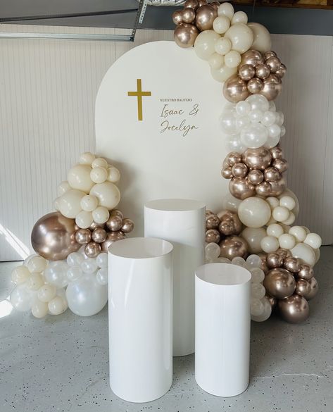 Confirmation Party Ideas, Baptism Themes, Bautizo Ideas, Pink Baby Shower Cake, Recuerdos Primera Comunion Ideas, Party Balloons Diy, Confirmation Party, First Communion Decorations, Communion Decorations