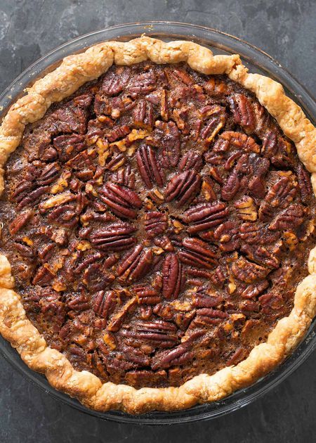 Maple Pecan Pie, Homemade Pecan Pie, Best Pecan Pie, Pecan Pie Easy, Bourbon Pecan Pie, Pecan Tarts, Chocolate Pecan Pie, Thanksgiving Pies, Maple Pecan