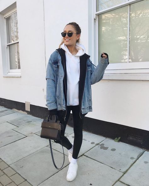 Kate Hutchins on Instagram: “Cosy layering for yesterday’s coffee run ☕️ (will link ootd on stories)” Oversized Jean Jacket Outfit, Cropped Denim Jacket Outfit, Oversized Denim Jacket Outfit, How To Wear Denim Jacket, Denim Jacket With Hoodie, Jacket Outfit Women, Black Leggings Outfit, Jean Jacket Outfits, Denim Jacket Outfit