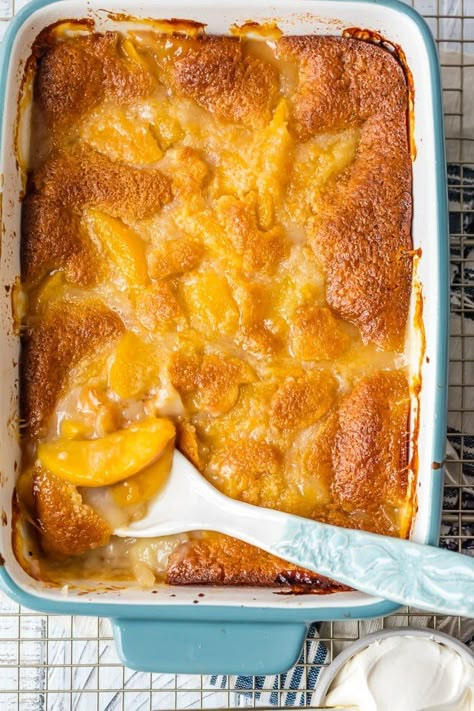 Can Peach Cobbler, Canned Peach Cobbler Recipe, Good Peach Cobbler Recipe, Best Peach Cobbler, Homemade Peach Cobbler, Fresh Peach Cobbler, Cobbler Recipes Easy, Easy Peach Cobbler, Southern Peach Cobbler