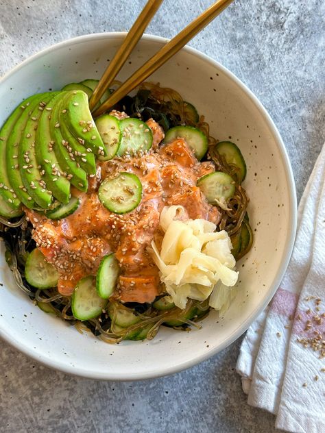 Dr Mark Hyman Recipes, Salmon Poke Bowl, 10 Day Detox, Dr Mark Hyman, Ginger Salmon, Salmon Poke, Raw Salmon, Mark Hyman, Spicy Salmon