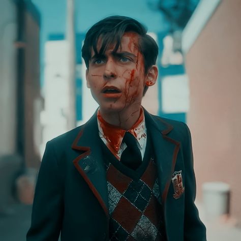 Tua Five, 5 Hargreeves, Five Hargreeves, Number Five, Aidan Gallagher, Umbrella Academy, Netflix Series, Umbrella