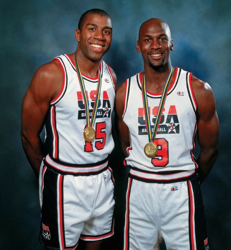 Magic Johnson & Michael Jordan Dream Team 1992, Team Usa Basketball, Michael Jordan Photos, Michael Jordan Pictures, Michael Jordan Basketball, Jersey Nike, Usa Basketball, Jordan Basketball, Nba Legends