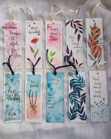 Water Colour Bookmarks Aesthetic, Book Marks Ideas Aesthetic, Diy Book Mark Aesthetic Easy, K Pop Bookmarks, How To Make Book Marks With Paper, Easy Book Marks Ideas, Bookmark Drawing Ideas Easy, Book Mark Ideas Creative Aesthetic Cute, Book Marks Diy Creative