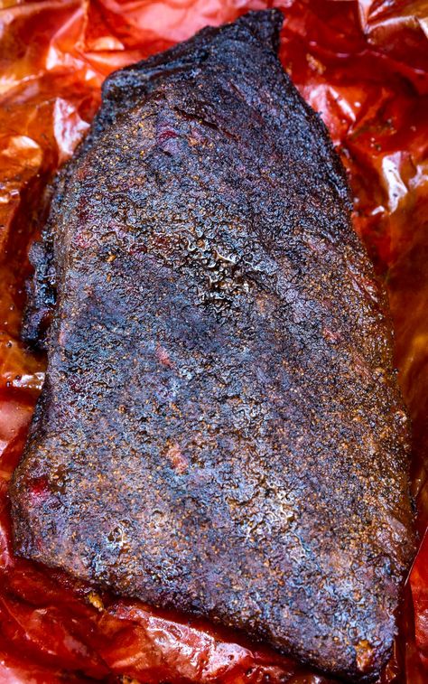 Texas Brisket Rub Recipes, Texas Rub Recipe, Christmas Brisket, Brisket Rub Recipe, Smoked Beef Brisket Recipes, Grilled Brisket, Brisket Seasoning, Smoker Ideas, Texas Brisket