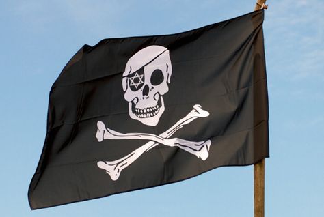 The Jewish Pirates Who Ruled The Caribbean. Jolly Roger Flag, Peter And The Starcatcher, Pirate Flag, Jolly Roger, Moyen Age, Mirror Image, History Books, Dye Sublimation, Sublimation Printing