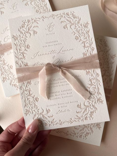 European Inspired Wedding Invitations, Wedding Invite Addressing, Old Fashion Wedding Invitations, Classy Wedding Cards, January Wedding Invitations, Framing Wedding Invitation, Vintage Wedding Save The Date, Floral Vellum Wedding Invitation, Elegant Save The Date Ideas Classy