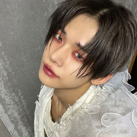 choi yeonjun txt pfp kpop unfiltered icon Yeonjun Txt, Image Search, Makeup, Hair, White, Black, Make Up