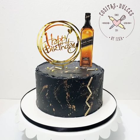 Johnnie Walker Cake, Johnny Walker Cake, Whisky Party, Johnnie Walker Black Label, Johnny Walker, Johnnie Walker Black, Mini Tortillas, Johnnie Walker, Cake Images