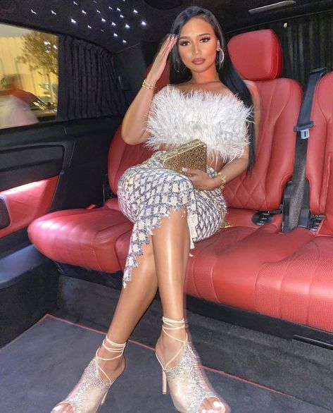 🏆 𝒥𝑜𝓇𝒹𝓎 𝒞. 🏆 (@alleyesonjordyc) • Instagram photos and videos Jordy Craig, Jordy C, Girly Boss, Vegas Residency, White Bandeau, I Watch, Midi Maxi Dress, Silver Sequin, Fashion Lookbook