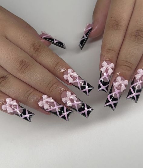 Corset Nails, Girls Nail Designs, Quotes Pink, Dope Nail Designs, Really Cute Nails, Black Nail, Bling Acrylic Nails, Kawaii Nails, Pink Acrylic Nails