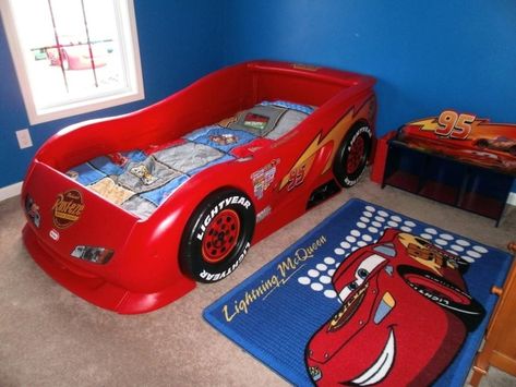 Simsek Mcqueen, Lightning Mcqueen Room, Lightening Mcqueen Bedroom, Lightning Mcqueen Bed, Lightning Mcqueen Bedroom, Cars The Movie, Tikes Toys, Convertible Toddler Bed, Bed Children