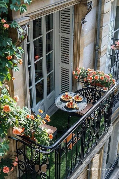 Balcony Design Architecture, European Balcony, Narrow Balcony, Paris Balcony, Black Railing, Apartment Deco, Villa Style, Romantic Paris, Pink Cushions