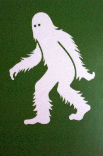 Bigfoot Crossing Simple Bigfoot Drawing, Bigfoot Line Art, Bigfoot Art Cute, Yeti Tattoo, Sasquatch Illustration, Big Foot Tattoo, Bigfoot Tattoo, Cute Bigfoot, Sasquatch Art