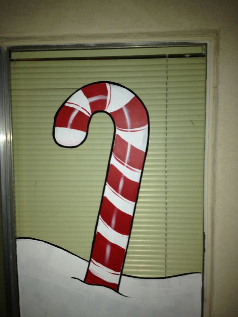 Disney Christmas Window Painting, Candy Cane Window Painting, Christmas Painted Windows, Window Painting Ideas Christmas, Winter Window Painting Ideas, Christmas Window Painting Easy, Bedroom Design Farmhouse, Christmas Murals, Fall Window Painting