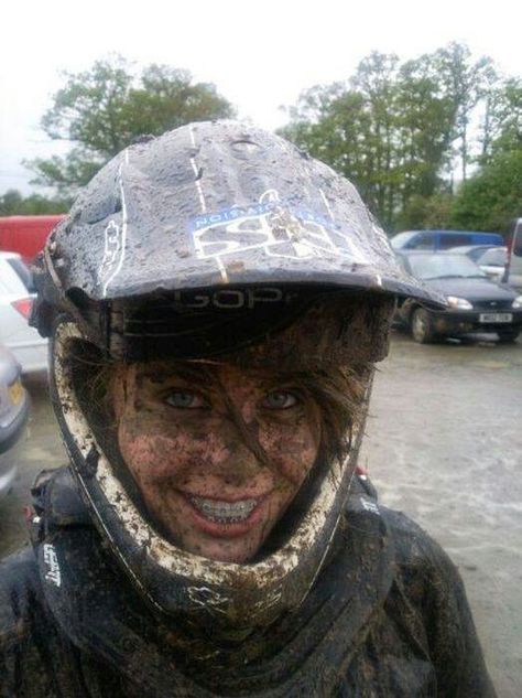 I just like this, happy, muddy people! Motorcycle Images, Muddy Girl, Dump A Day, Track Bike, Hot Bikes, Cycling Bicycles, Picture Day, Funny People, Country Girls