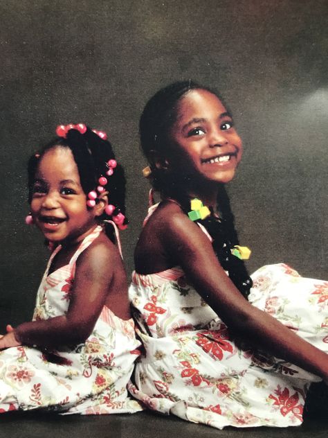 Black Childhood Aesthetic, Black Childhood, Black Girlhood, Sisters Black, Childhood Pics, Childhood Aesthetic, Fat Head, Black Magazine, Black Sisters