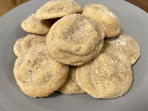 Black Pepper Cookies, Black Pepper Cookies Recipe, Pepper Cookies Recipe, Pepper Cookies, Molasses Cookie, Work Recipes, Easter Bread, Molasses Cookies, Roll Cookies