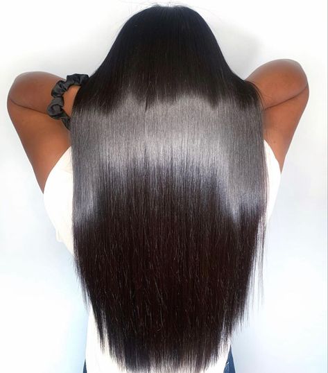 Shiny Healthy Hair Aesthetic, Thick Shiny Hair Healthy, Long Shiny Brunette Hair, Long Shiny Hair Aesthetic, Long Healthy Hair Aesthetic Brown, Healthy Shiny Hair, Long Healthy Hair, Brazilian Blowout, Shiny Hair