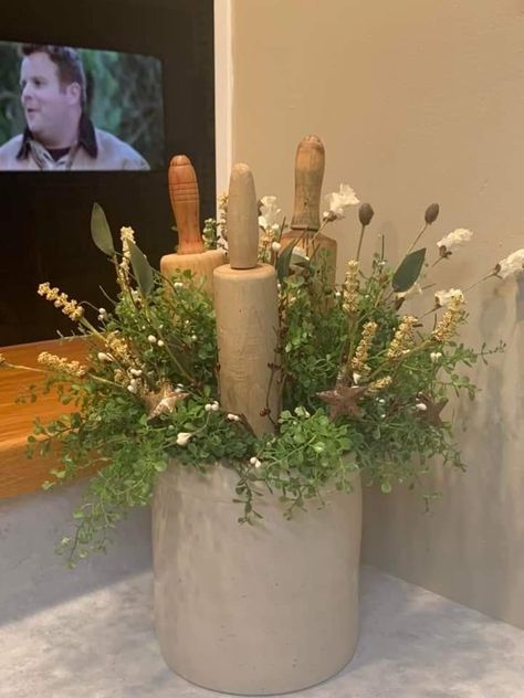 Country Farmhouse Centerpiece, Stone Crocks Decor Ideas, Old Butter Churns Decor Ideas, How To Decorate With Crocks, Decorating With Crocks Display, Vintage Crocks Decorating With, Old Crocks Decor Ideas, Butter Churn Decor Ideas, Crocks Decor Ideas Farmhouse Style