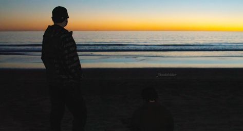 JIKOOK Sunset Beach BTS MONUMENTS BEYOND THE STAR DOCUMENTARY 'EP.5:WELCOME' Jungkook Sunset, Documentary Movies, Sunset Beach, Beach Sunset, The Star, Jeon Jungkook, Documentaries, Monument, Bts