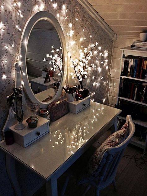 How to DIY Your Dream Vanity  Dreaming of spendy vintage vanities? Create your own DIY vanity with these tips Hipster Room, Fairy Lights Bedroom, Smart Tiles, Room Goals, Teen Room Decor, Bohol, Makeup Room, Decoration Inspiration, House Room