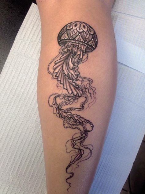 Jellyfish Calf Tattoo, White Tattoo Jellyfish, Mandala Jellyfish Tattoo, Jellyfish Tattoo Big, Jellyfish Tattoo Black And White, Detailed Jellyfish Tattoo, Jellyfish Tattoo, Sea Tattoo, Calf Tattoo