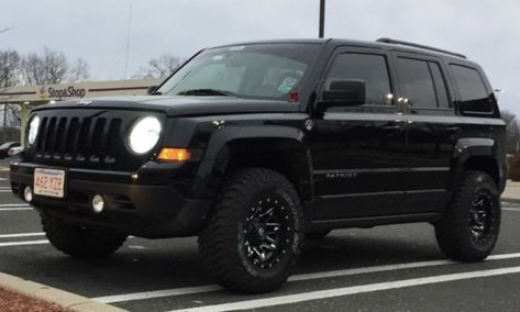 Jeep Patriot Aesthetic, Jeep Patriot Mods, 2014 Jeep Patriot, Jeep Patriot Sport, Black Jeep, 2016 Jeep, Jeep Patriot, Car Ideas, Smart Car