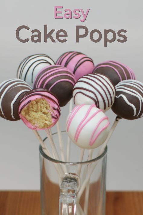 How To Make Cake Pops, Barbie Cake Pops, Kolachi Recipe, Easy Cake Pops, Homemade Cake Pops, Dipped Treats, Cake Pop Recipe Easy, Making Desserts, Popsicles Cake