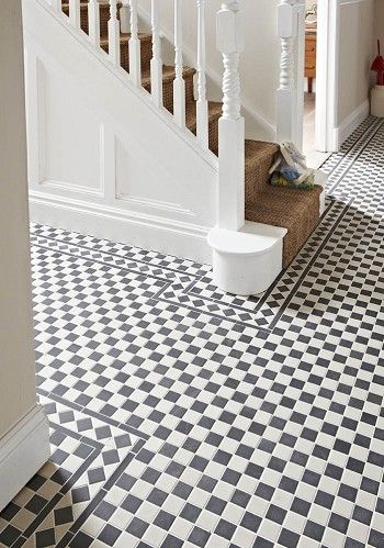 Black And White Floor Tiles, White Floor Tiles, Black And White Floor, Black Mosaic Tile, Hall Tiles, Victorian Hallway, Tiles Uk, Hall Flooring, Tiled Hallway