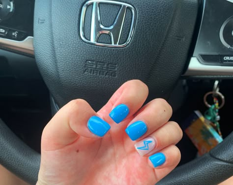 blue lightening bolt nails Lighten Bolt Nails, Blue Nails With Lightning Bolt, Western Birthday Nails, Blue Preppy Nails, Blue Western Nails, 22nd Birthday Nails, Country Nail Designs, Bolt Nails, Western Nail Ideas