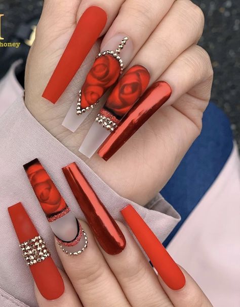 #Nail trends  #Nail Inspiration #Nail_art  #Claws #Nail_Inspiration #Toe_Nails #Nailed_It #Nail_Fashion #Nails #Fingernägel #Valentinesday_Nails #Valentines_Day Red Acrylic Nails, Manicure Gel, Tapered Square, Awesome Nails, Her Nails, Exotic Nails, Bling Acrylic Nails, Glitter Ombre, Luxury Nails