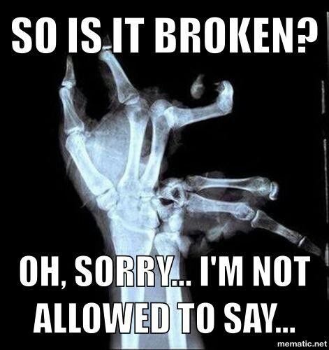 So is it broken? Medische Humor, Xray Humor, Radiology Humor, Hospital Humor, Medical Jokes, Nursing Fun, Funny Medical, Memes In Real Life, Tech Humor