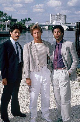 three main characters Miami Vice Fashion, Don Johnson, Classic Television, Miami Vice, Old Tv Shows, Dakota Johnson, Film Serie, Classic Tv, Good Looking Men